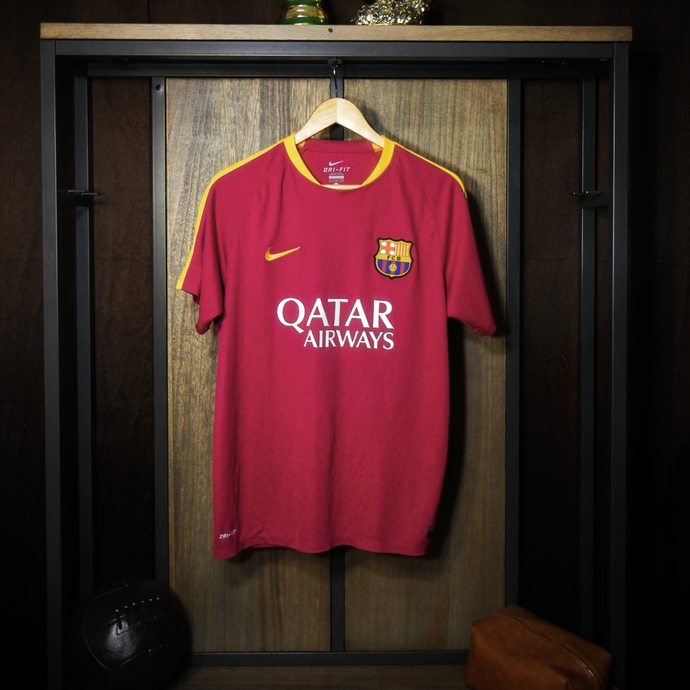 Barcelona 2016/17 Away Training Top – Size XL – Nike Shirt MPN: 686600-56